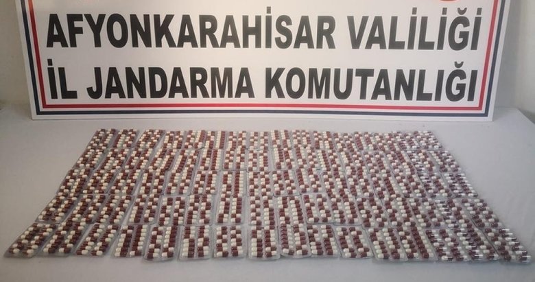 Uyuşturucu satıcıları ticari takside yakalandı