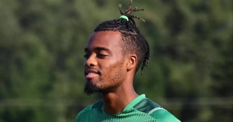 Yeşil Burun Adası’nda Bodrum FK forması