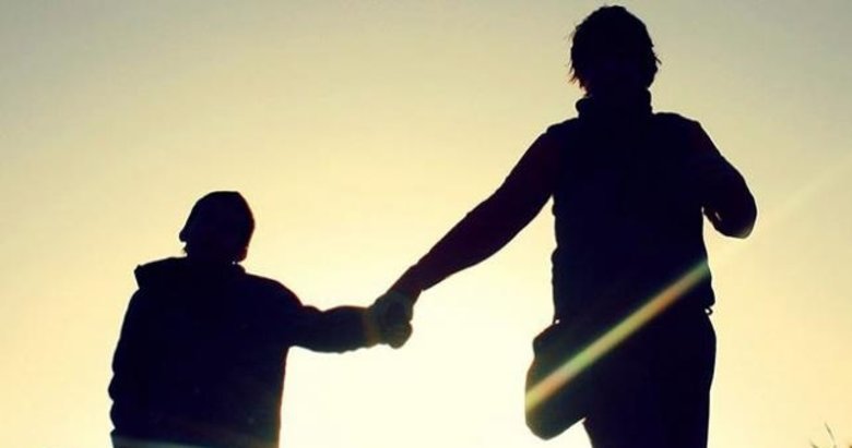 Boşanan anne çocuğuna belli şartlarla soyadını verebilecek