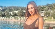 Yeni yaşını kendi kendine kutladı