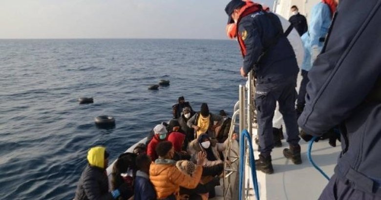 İzmir açıklarında geçen ay 692 düzensiz göçmen kurtarıldı