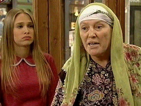 Seksenler Dizisinin Fato Ana Si Suzan Kardes Bu Haliyle Sok Etti Bakin Nereli Cikti