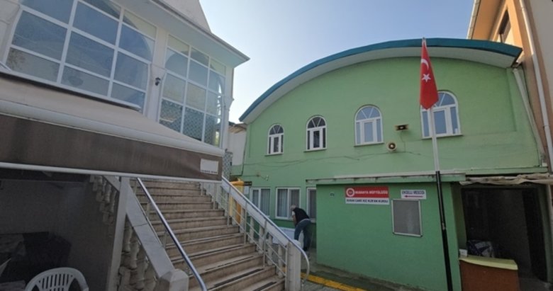 Bursa’da caminin kadınlar tuvaletinde erkek cesedi bulundu
