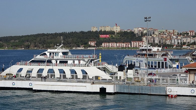 Gökçeada ve Bozcaada feribot seferleri iptal edildi