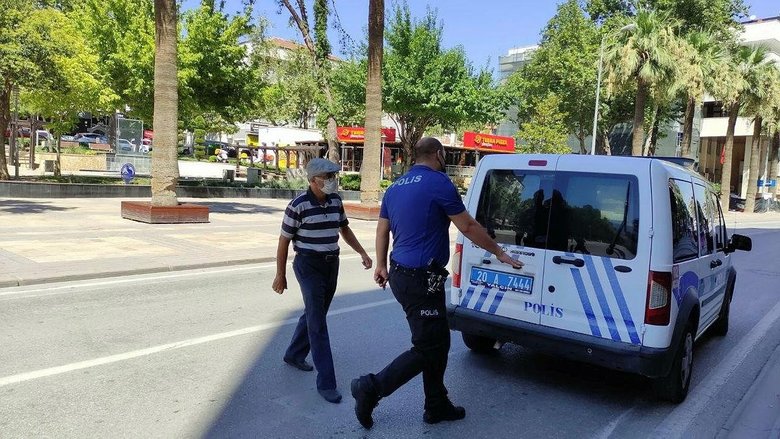 Kayınpederin gözü döndü! Kızının gözü önünde damadını bıçakladı