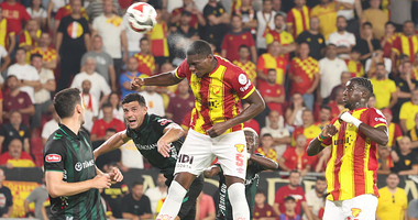 Göztepe sağ şeritte