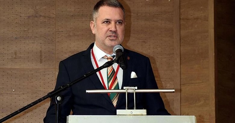 Karşıyaka’da eski başkan Ergüllü frene bastı, Karal’dan açıklama bekleniyor