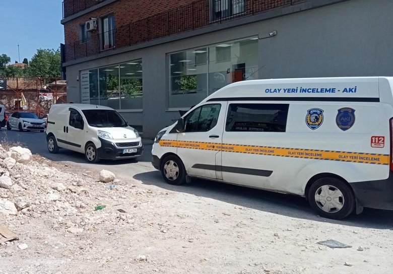 İzmir’de dün kaybolan çocuk otoparkta ölü bulundu
