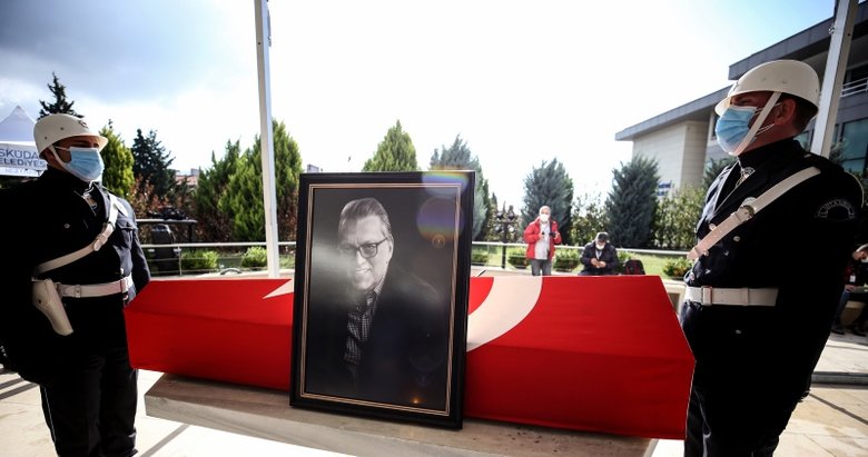 Eski başbakanlardan Mesut Yılmaz, son yolculuğuna uğurlanıyor