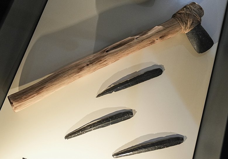 İzmir’de Taş Baltadan SİHA’ya sergisi açıldı