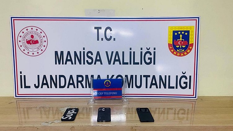 Manisa’da yılbaşı gecesi fırsat bu fırsat deyip define avına çıkmışlar!