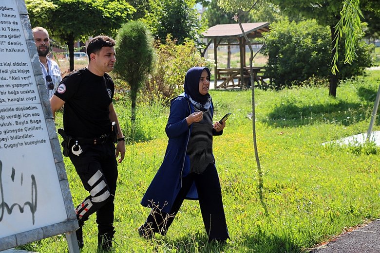 Genç kızın cesedi kanalda bulundu