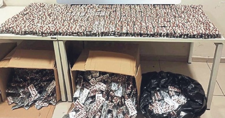 Buca’da bir evde binlerce uyuşturucu hap ele geçirildi