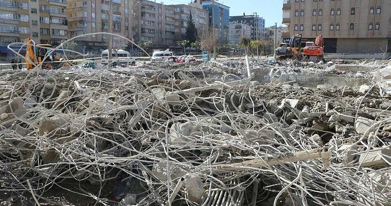 Gaziantep’te yıkılan binada kolon kesildi iddiasına 2 tutuklama