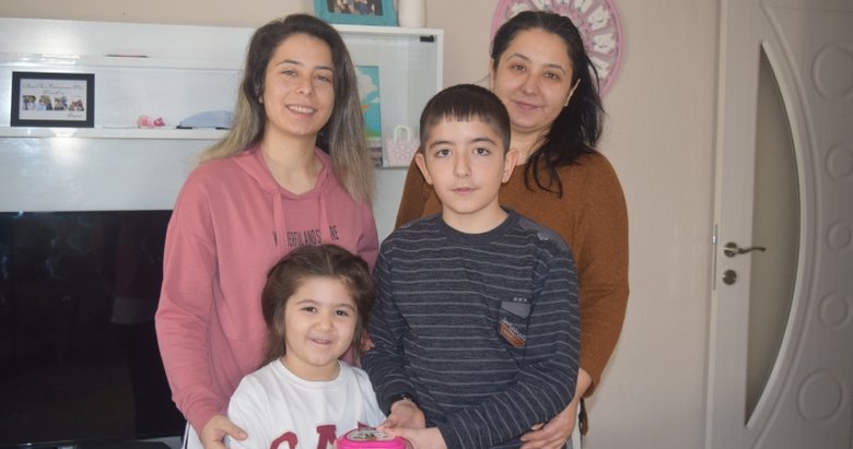 Milli Dayanışma Kampanyasına minik Pınar ve Çınar’dan anlamlı destek