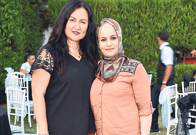 İzmir’de ‘Sıra Gecesi’ coşkusu