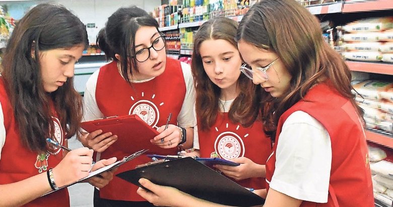 Minik denetçiler sahaya çıktı