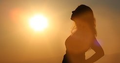 Güneşten D vitamini alırken dikkat! Fazlası o hasara yol açıyor