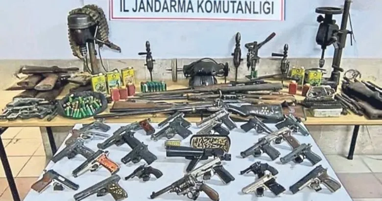 Nazilli’de tamirhaneden cephanelik çıktı