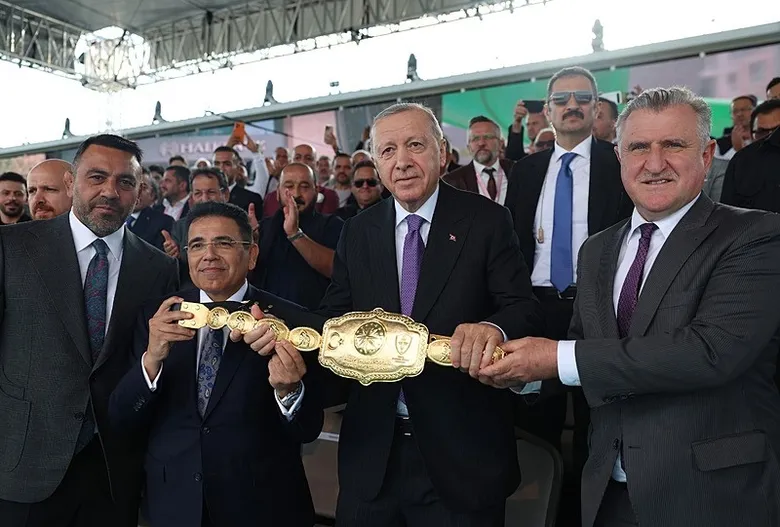 baskan-erdogan-osman-ile-bulustu-yeni-asir-gundeme-tasimisti-1790461718875.jpeg