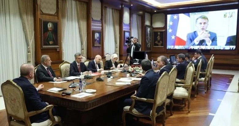 Başkan Erdoğan Ukrayna konulu Liderler Zirvesi’ne katıldı: Müzakere için İstanbul’u işaret etti