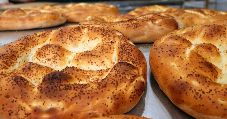 Evde Ramazan Pidesi Nasil Yapilir Iste Evde Pide Malzemeleri Ve Tarifi