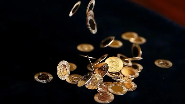 son-dakika-altin-fiyatlari-14-temmuz-yatirimcilar-takipte-gram-ceyrek-ve-yarim-altinda-son-durum-ne-1784008046507.png