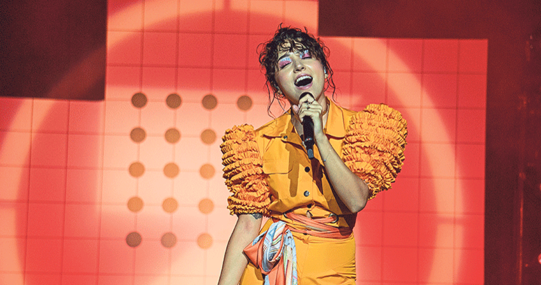 Zeynep Harbiye’ye ayak bastı