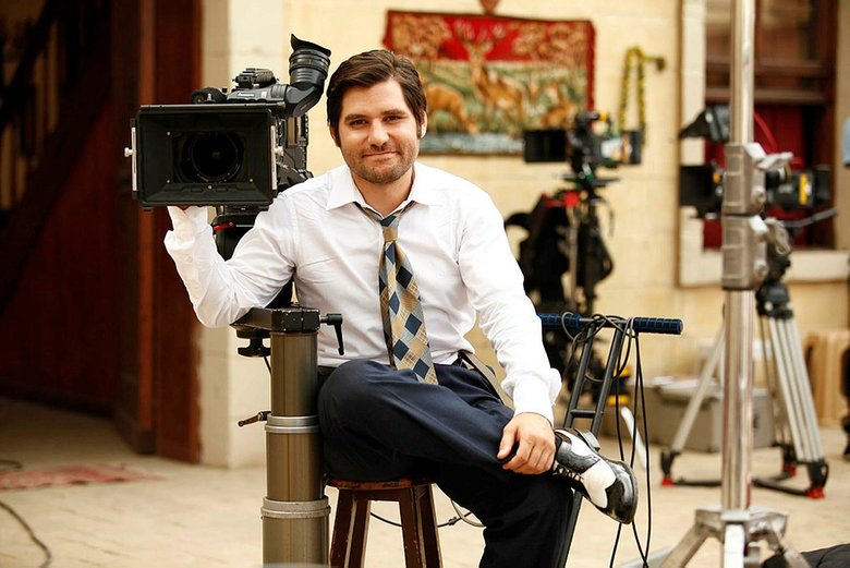 İzmir’e her geldiğimizde coşkuyla karşılanıyoruz