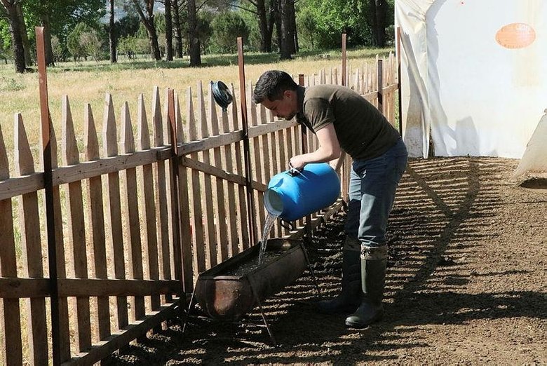 Genç mühendis İzmir’de devlet desteğiyle hayali olan çiftliğini kurdu