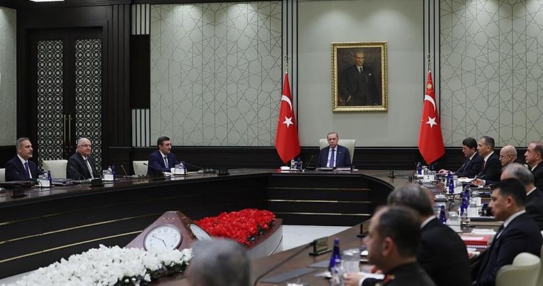 Devletin gizli anayasası Kırmızı Kitap güncelleniyor! Çalışmalarda son aşamaya gelindi