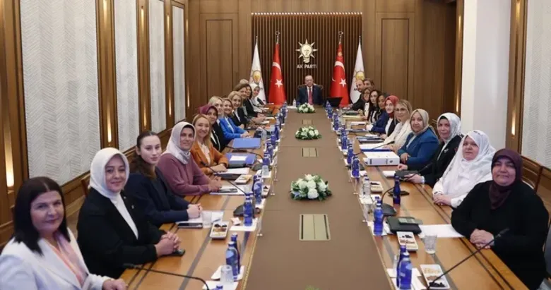 SON DAKİKA: Başkan Erdoğn, kadın belediye başkanlarını kabul etti!