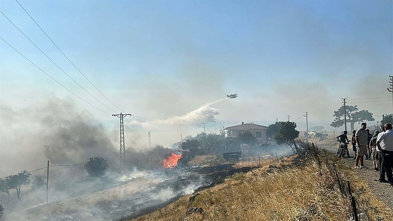 Dört köyü kül eden yangını iki meczup çıkarmış