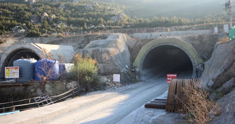 Honaz Tüneli gelecek yıl hizmete açılıyor