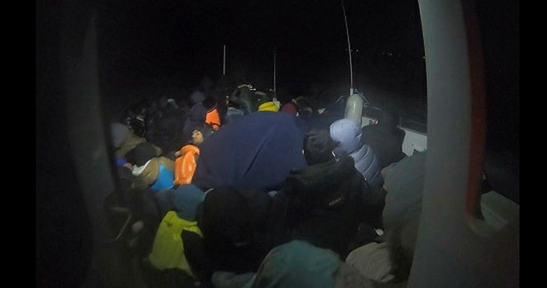 Çanakkale’de 70 düzensiz göçmen yakalandı