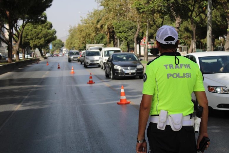 Uyanık sürücülerin korkulu rüyası dronlar oldu