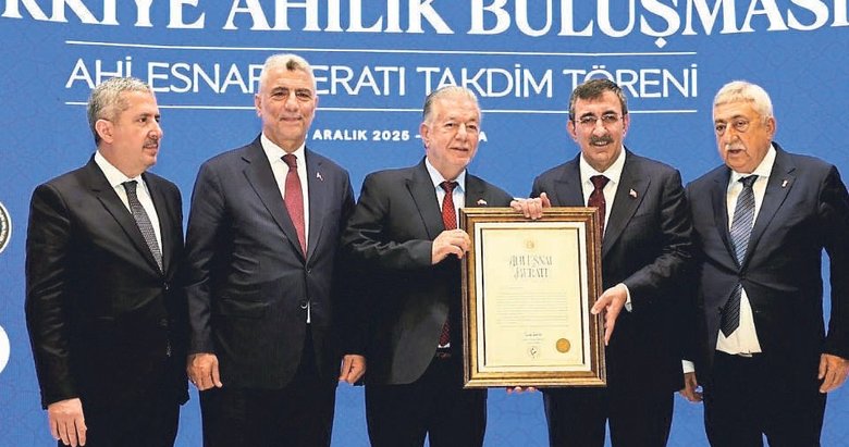 Yalçın Ata’ ya büyük onur