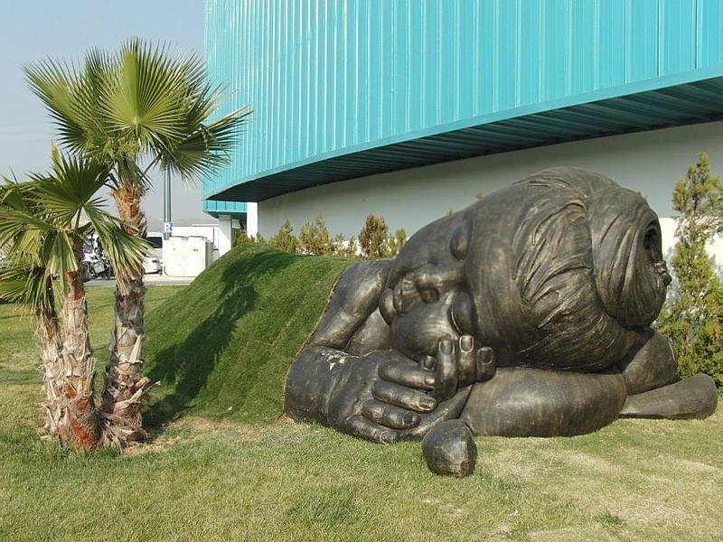 fuar izmir de bebek heykeli izmir haberleri