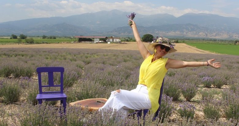 Salihli’de en renkli lavanta şenliği