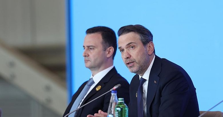 Bakü’de enerji zirvesi: Türkiye hedef büyüttü