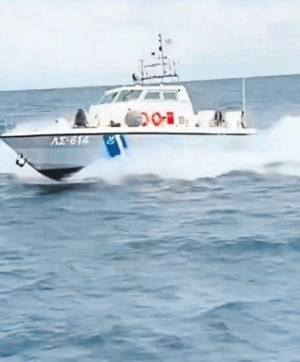 Türk balıkçılar, Yunan sahil güvenliğine gereken dersi verdi