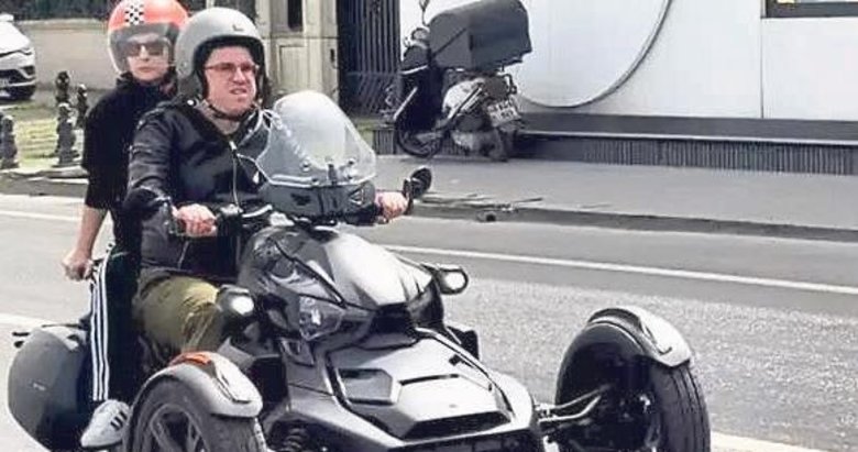 İbrahim Büyükak’ın üç tekerlekli motor turu