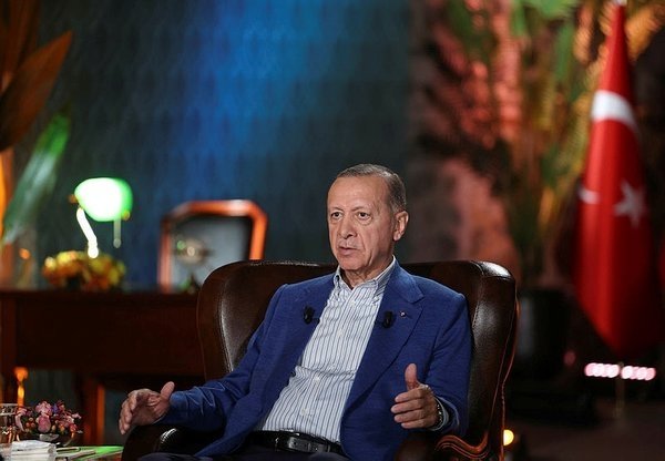 Başkan Erdoğan canlı yayında soruları cevaplandırdı