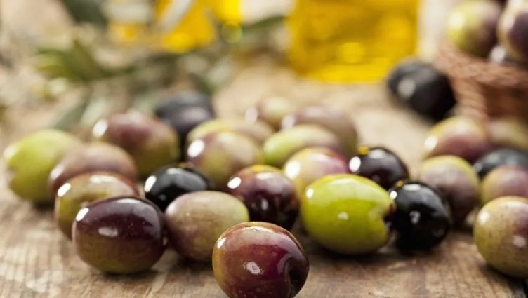 Zeytinin acılığı nasıl giderilir? İşte ihtiyacınız olan malzeme...