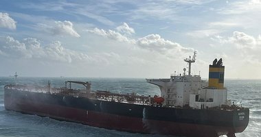 Bozcaada’da dev tanker karaya oturdu!