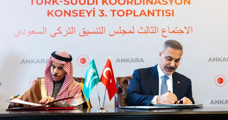 Türkiye-Suudi Arabistan arasında vize engeli kalktı
