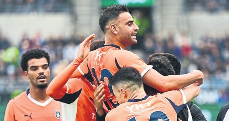 Başakşehir’den ayrıldı Konyaspor ile anlaştı