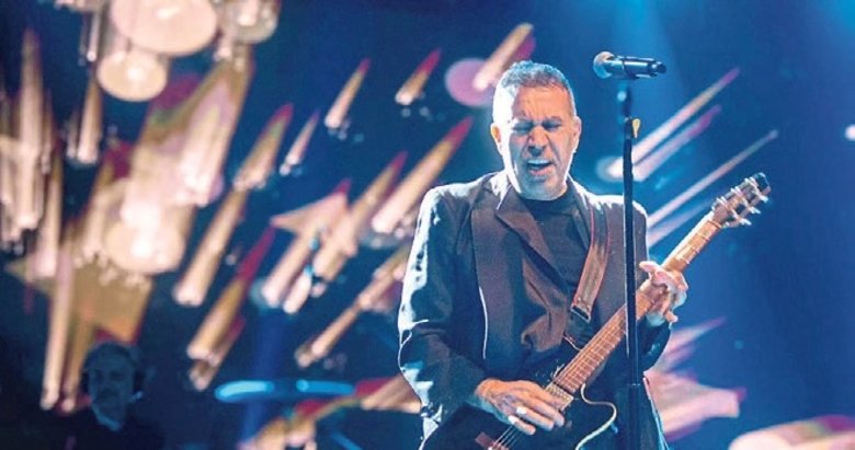 Çiçek Festivali’nde Haluk Levent Rüzgarı