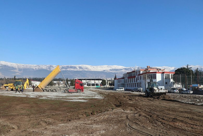 2 bin kişilik konteyner kentin yapımına başladık