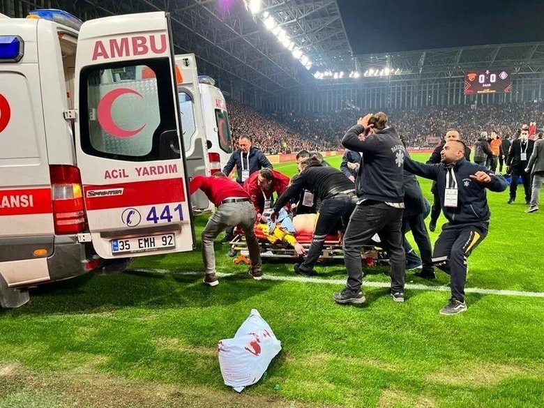 İzmir’deki olaylı maçta karar! Göztepe-Altay maçında meşaleyi atan sanığa 15 yıl hapis